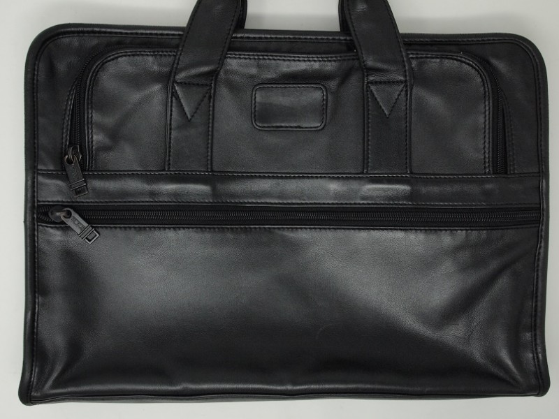 トゥミ（TUMI）バッグ｜クリーニング・修理事例 小羽皮革