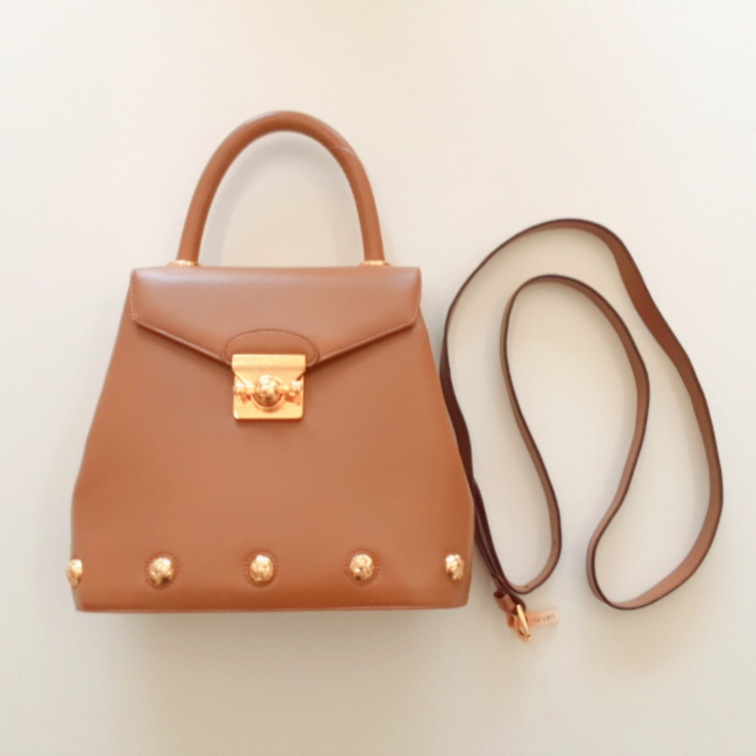 サルヴァトーレ・フェラガモ（Salvatore Ferragamo）バッグ 